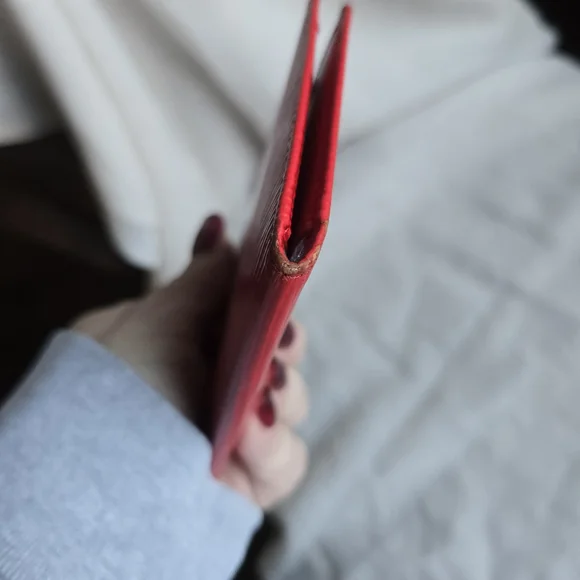 Louis Vuitton Card Holder Epi Red Leather  - Picture 6 of 12